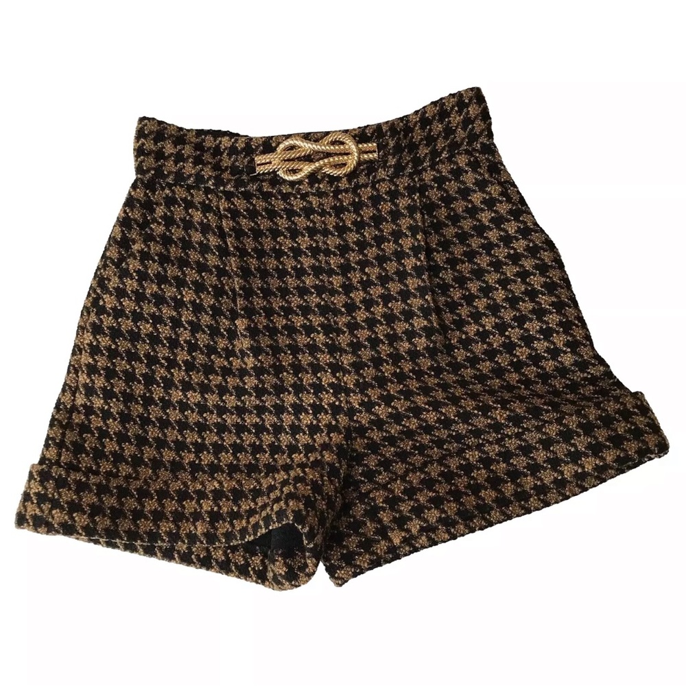 River Island Houndstooth Tweed High Waisted Shorts 2
Gold Preppy Academia